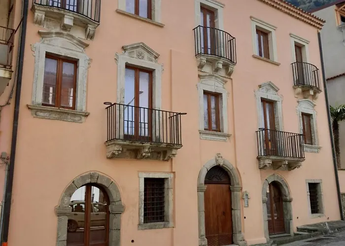 Live & Dream Lipari Bilocale 1 Piano Scilla