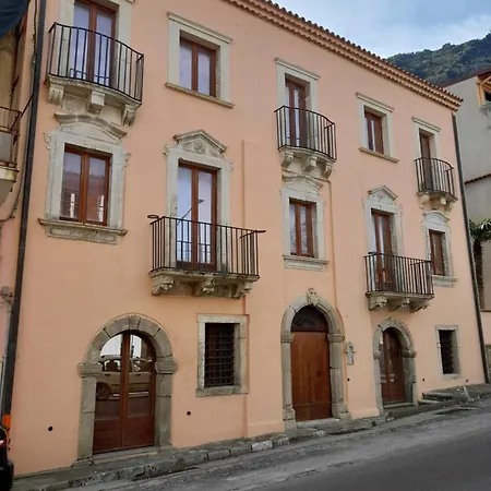 Live & Dream Lipari Bilocale 1 Piano Scilla