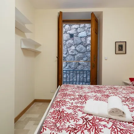 Live & Dream Lipari Bilocale 1 Piano * Scilla